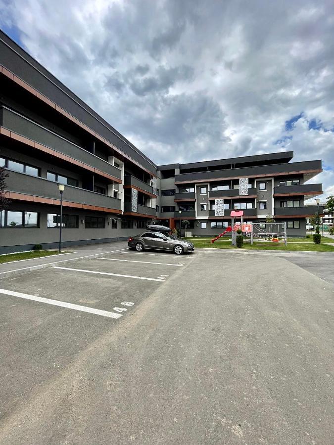 This Is Us Apartments Oradea Extérieur photo